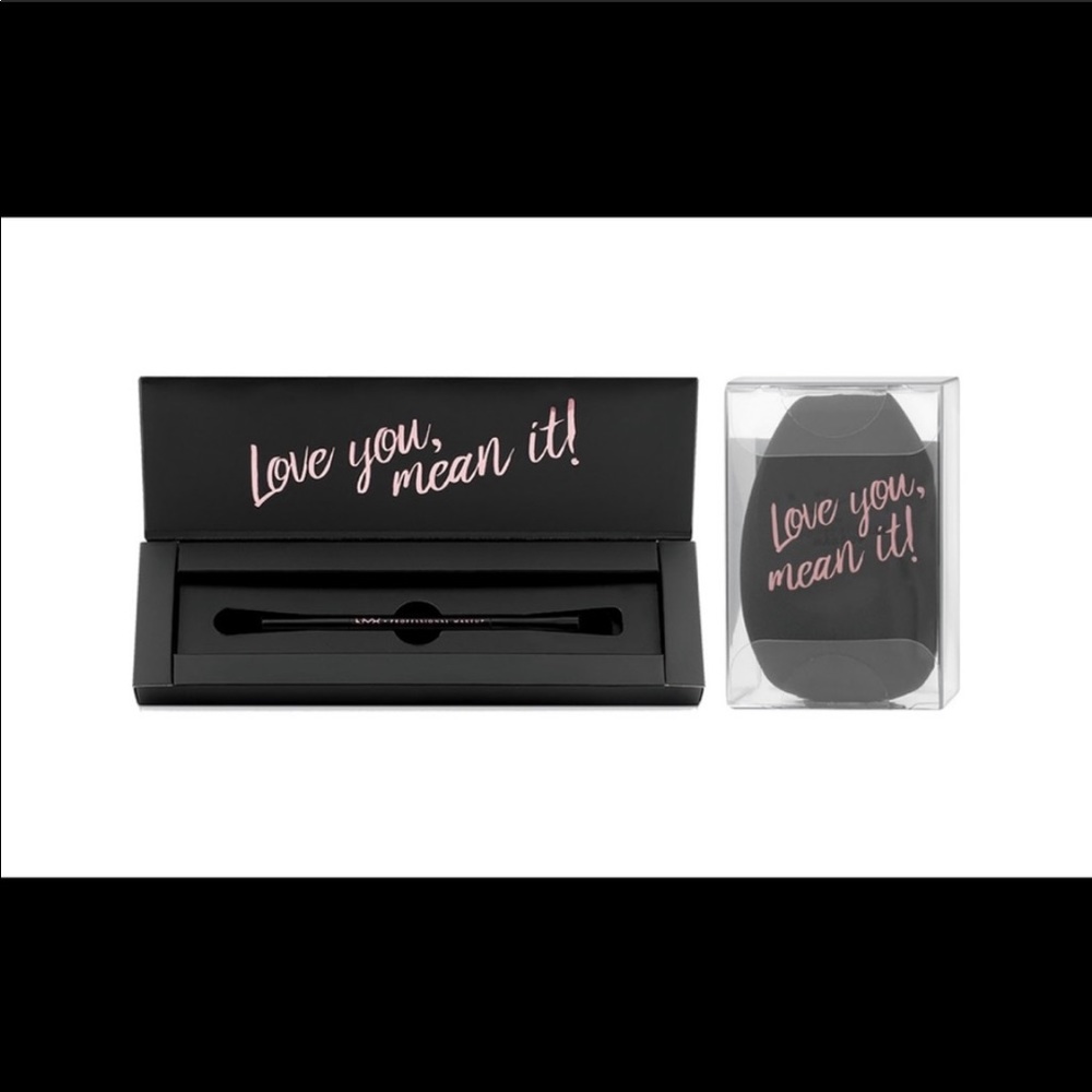 💕SOLD💕 NYX Eyeshadow Brush Beauty Blender